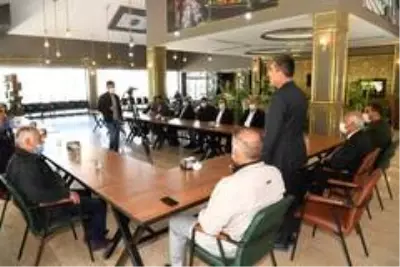 Başkan Asya mahalle muhtarlarıyla bir araya geldi Başkan Asya mahalle muhtarlarıyla bir araya geldi
