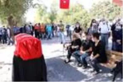 Bekir Coşkun, son yolculuğuna uğurlandı Bekir Coşkun, son yolculuğuna uğurlandı