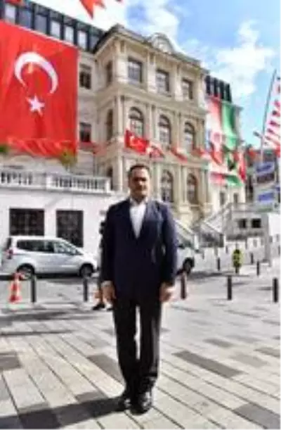 Belediyeden Azerbaycan'a bayraklı destek Belediyeden Azerbaycan'a bayraklı destek