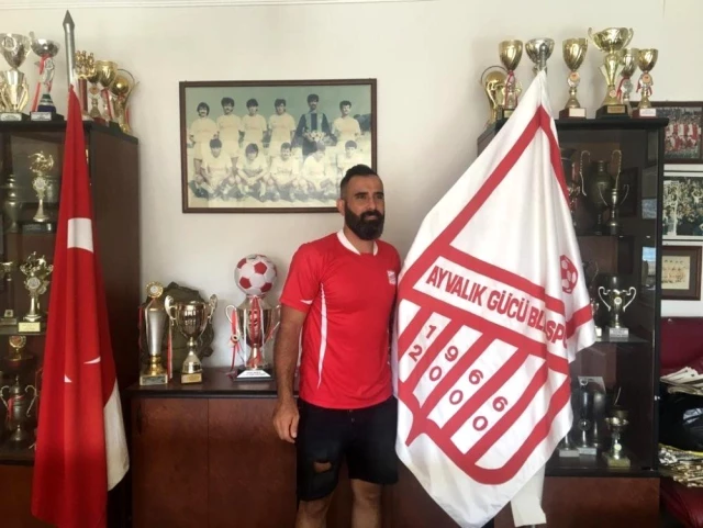 Bigaspor'un tecrübeli kalecisi Taner Ayvalıkgücü'ne transfer oldu