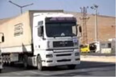 BM'den İdlib'e 52 TIR insani yardım BM'den İdlib'e 52 TIR insani yardım