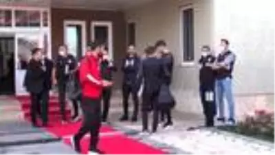 Demir Grup Sivasspor, Villarreal maçı için İspanya'ya gitti (2) Demir Grup Sivasspor, Villarreal maçı için İspanya'ya gitti (2)
