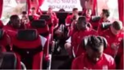 Demir Grup Sivasspor, Villarreal maçı için İspanya'ya gitti (3) - SİVAS Demir Grup Sivasspor, Villarreal maçı için İspanya'ya gitti (3) - SİVAS