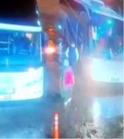 Dinlenme tesisinin tuvaletinde doğum yapıp, bebeği çöpe attı Dinlenme tesisinin tuvaletinde doğum yapıp, bebeği çöpe attı