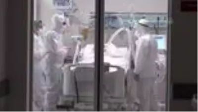 DOKTORLAR KOVİD-19'LA SAVAŞI ANLATIYOR - Doğumu yaklaşan eşini evde bırakıp hastalarına şifa olmaya koştu DOKTORLAR KOVİD-19'LA SAVAŞI ANLATIYOR - Doğumu yaklaşan eşini evde bırakıp hastalarına şifa olmaya koştu
