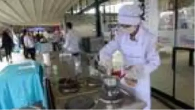 'Gastro İzmit Festivali' kortejle başladı 'Gastro İzmit Festivali' kortejle başladı