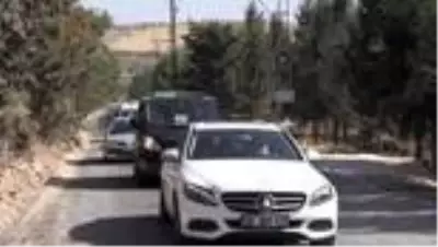 Gazeteci yazar Bekir Coşkun memleketi Şanlıurfa'da son yolculuğuna uğurlandı Gazeteci yazar Bekir Coşkun memleketi Şanlıurfa'da son yolculuğuna uğurlandı