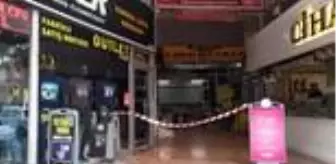 Gebze: Gebze'de, üzerinde 'radyoaktif' yazan kapsül bulunması üzerine inceleme başlatıldı Gebze: Gebze'de, üzerinde 'radyoaktif' yazan kapsül bulunması üzerine inceleme başlatıldı