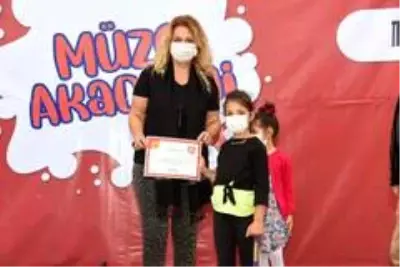 Geleceğin sanatçı ve müzisyenleri Müze Akademisi'nde yetişiyor Geleceğin sanatçı ve müzisyenleri Müze Akademisi'nde yetişiyor