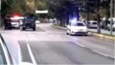 Hakkında uzaklaştırma kararı olan kişi, eşini tabancayla yaraladı (2) Hakkında uzaklaştırma kararı olan kişi, eşini tabancayla yaraladı (2)