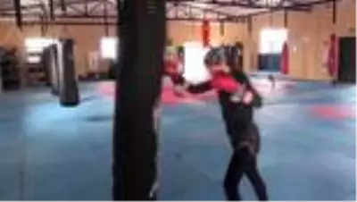 Hedefi muaythai branşında dünya şampiyonluğu Hedefi muaythai branşında dünya şampiyonluğu