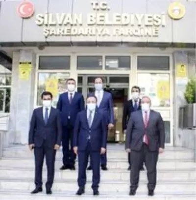 Son dakika politika: İçişleri Bakan Yardımcısı Çataklı, Silvan'da incelemelerde bulundu Son dakika politika: İçişleri Bakan Yardımcısı Çataklı, Silvan'da incelemelerde bulundu