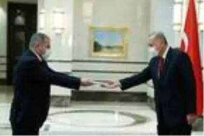 Almanya'nın Ankara Büyükelçisi Schulz, Cumhurbaşkanı Erdoğan'a güven mektubu sundu Almanya'nın Ankara Büyükelçisi Schulz, Cumhurbaşkanı Erdoğan'a güven mektubu sundu