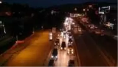 Karabük'te Azerbaycan'a destek konvoyu Karabük'te Azerbaycan'a destek konvoyu