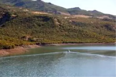 Kayıp Gülistan'ı arama çalışmaları devam ediyor Kayıp Gülistan'ı arama çalışmaları devam ediyor