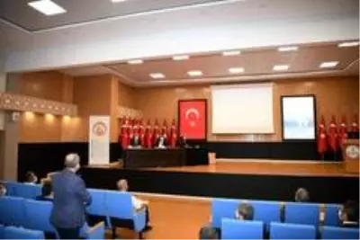 Kaymakamlar ve il idare şube başkanları toplantısı Kaymakamlar ve il idare şube başkanları toplantısı