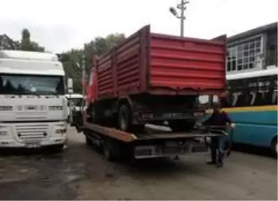 Kdz. Ereğli Belediyesi sanayi sitelerini hurda araçlardan temizliyor Kdz. Ereğli Belediyesi sanayi sitelerini hurda araçlardan temizliyor