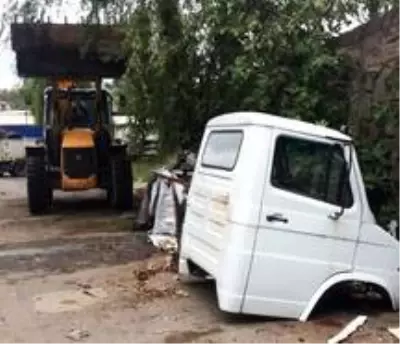 Kdz. Ereğli Belediyesi sanayi sitelerini hurda araçlardan temizliyor Kdz. Ereğli Belediyesi sanayi sitelerini hurda araçlardan temizliyor