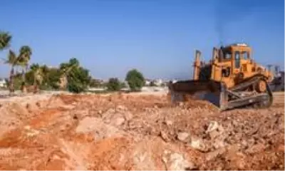 Kepez'den Altınova'ya geniş yol çalışması Kepez'den Altınova'ya geniş yol çalışması