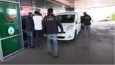 Son dakika haber | Kırklareli merkezli terör örgütü PKK operasyonunda 5 zanlı yakalandı Son dakika haber | Kırklareli merkezli terör örgütü PKK operasyonunda 5 zanlı yakalandı