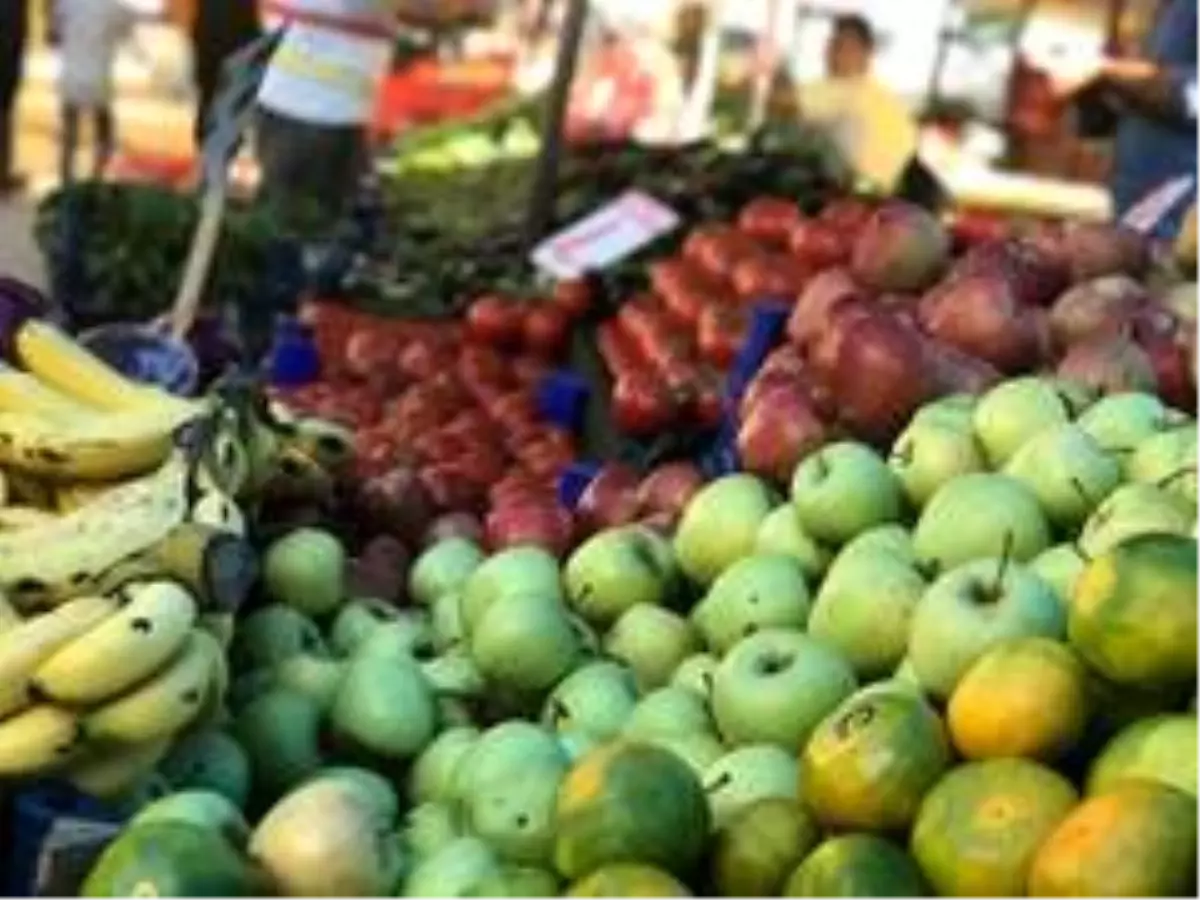 Kış meyveleri pazar tezgâhlarında sezona pahalı başladı