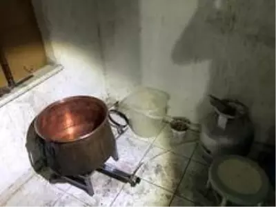 Son dakika... Manisa'da sahte içki operasyonu: 20 ton şarap ele geçirildi Son dakika... Manisa'da sahte içki operasyonu: 20 ton şarap ele geçirildi