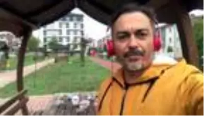 Cüzdanını parkta düşüren şahıs, masada bıraktığı çöpleri toplayınca kimliğini geri alabildi Cüzdanını parkta düşüren şahıs, masada bıraktığı çöpleri toplayınca kimliğini geri alabildi