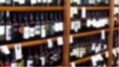 Yasaklı saatlerde alkol satana 320 bin liraya kadar ceza kesilecek Yasaklı saatlerde alkol satana 320 bin liraya kadar ceza kesilecek