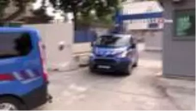 Son dakika haberi! Mersin'de 103 litre sahte içki ele geçirildi Son dakika haberi! Mersin'de 103 litre sahte içki ele geçirildi