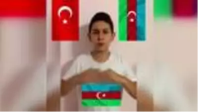 Öğrenciler, Azerbaycan'a işaret diliyle şiir okuyarak destek verdi Öğrenciler, Azerbaycan'a işaret diliyle şiir okuyarak destek verdi