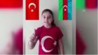 Öğrenciler, Azerbaycan'a işaret diliyle şiir okuyarak destek verdi Öğrenciler, Azerbaycan'a işaret diliyle şiir okuyarak destek verdi