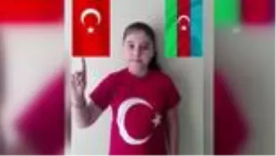 Öğrenciler, Azerbaycan'a işaret diliyle şiir okuyarak destek verdi Öğrenciler, Azerbaycan'a işaret diliyle şiir okuyarak destek verdi