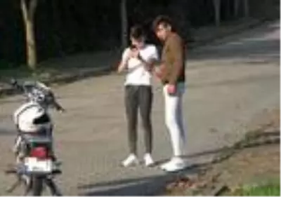 Plakasına maske takan ehliyetsiz motosiklet sürücüsü kovalamacayla yakalandı Plakasına maske takan ehliyetsiz motosiklet sürücüsü kovalamacayla yakalandı