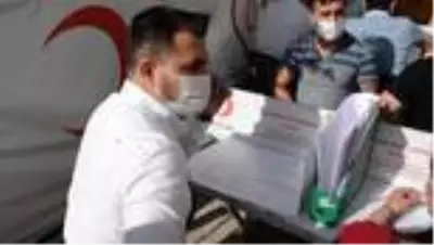 Silopi Sosyal Hizmet Merkezi personelinden kan bağışı Silopi Sosyal Hizmet Merkezi personelinden kan bağışı