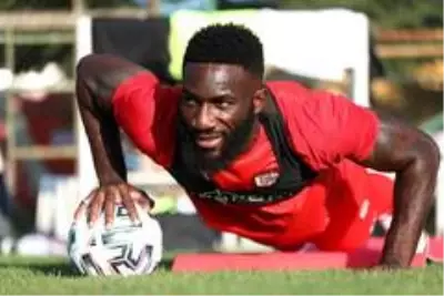 Sivasspor'da Villarreal maçı öncesi 3 eksik! Sivasspor'da Villarreal maçı öncesi 3 eksik!