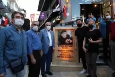 Ünlü oyuncularla fotoğraf çektiren muhtarın testi pozitif çıktı Ünlü oyuncularla fotoğraf çektiren muhtarın testi pozitif çıktı