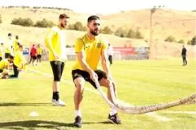 Yeni Malatyaspor, Gençlerbirliği'ne bileniyor Yeni Malatyaspor, Gençlerbirliği'ne bileniyor