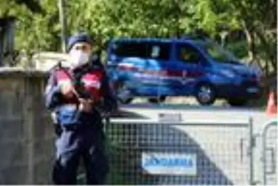 23 kişinin koronaya yakalandığı köy, karantinaya alındı 23 kişinin koronaya yakalandığı köy, karantinaya alındı