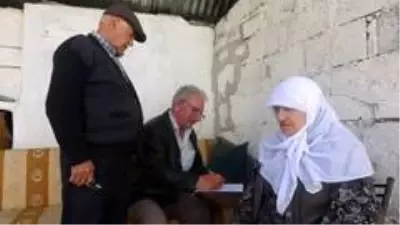 Son dakika... 81 yaşındaki Sural, Ermenilere karşı savaşarak katledilen dedesinin intikamını almak istiyor Son dakika... 81 yaşındaki Sural, Ermenilere karşı savaşarak katledilen dedesinin intikamını almak istiyor