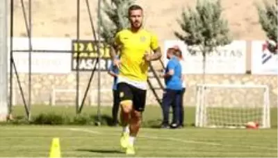 Son dakika haberi... Adem Büyük: 'Karakterimde oturarak para kazanmak yok' Son dakika haberi... Adem Büyük: 'Karakterimde oturarak para kazanmak yok'