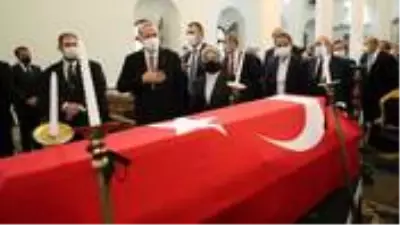 AK Parti İstanbul Milletvekili Markar Esayan son yolculuğuna uğurlandı AK Parti İstanbul Milletvekili Markar Esayan son yolculuğuna uğurlandı