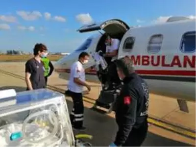 Ambulans uçakla bir günde iki bebek operasyonu Ambulans uçakla bir günde iki bebek operasyonu