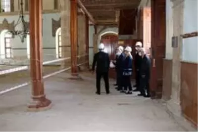 Son dakika haberleri | Bakan Yardımcısı Demircan'dan depremde hasar gören camide inceleme Son dakika haberleri | Bakan Yardımcısı Demircan'dan depremde hasar gören camide inceleme