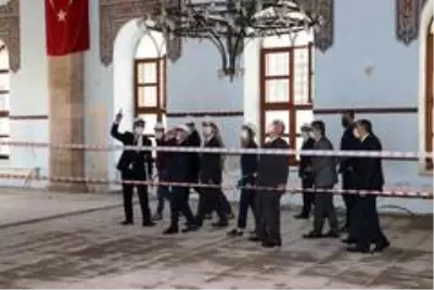 Son dakika haberleri | Bakan Yardımcısı Demircan'dan depremde hasar gören camide inceleme Son dakika haberleri | Bakan Yardımcısı Demircan'dan depremde hasar gören camide inceleme