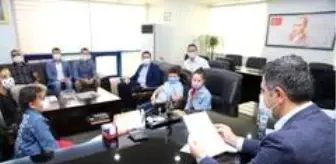 Barbaros Mahallesi: Son dakika haber | Başkan Kayalar, çocukların isteğini geri çevirmedi Barbaros Mahallesi: Son dakika haber | Başkan Kayalar, çocukların isteğini geri çevirmedi