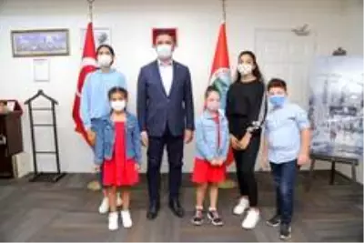Son dakika haber | Başkan Kayalar, çocukların isteğini geri çevirmedi Son dakika haber | Başkan Kayalar, çocukların isteğini geri çevirmedi