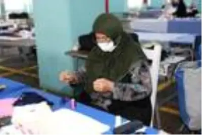 Başakşehir hanımeli pazarı hayatlara dokunuyor Başakşehir hanımeli pazarı hayatlara dokunuyor