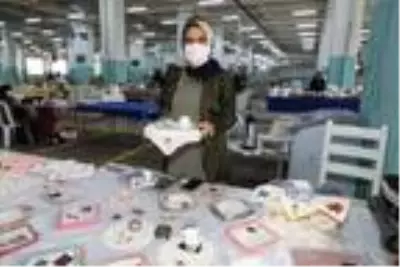 Başakşehir hanımeli pazarı hayatlara dokunuyor Başakşehir hanımeli pazarı hayatlara dokunuyor