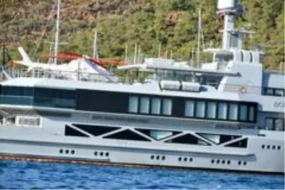 Dünyanın en pahalı yatlarından biri olan Bold yatı Marmaris'e demir attı Dünyanın en pahalı yatlarından biri olan Bold yatı Marmaris'e demir attı