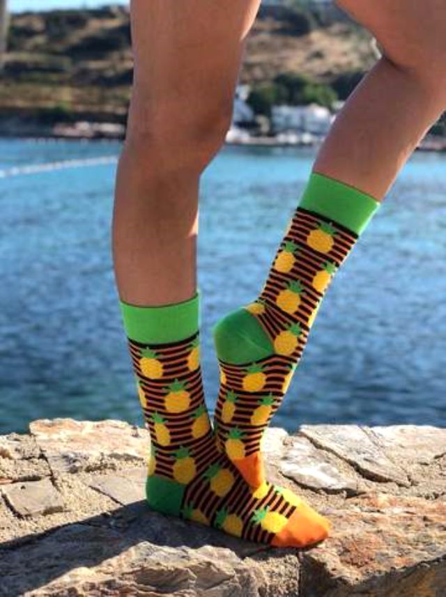Çorap Modasının Yeni Trendi: Desenli Çorap Modelleri